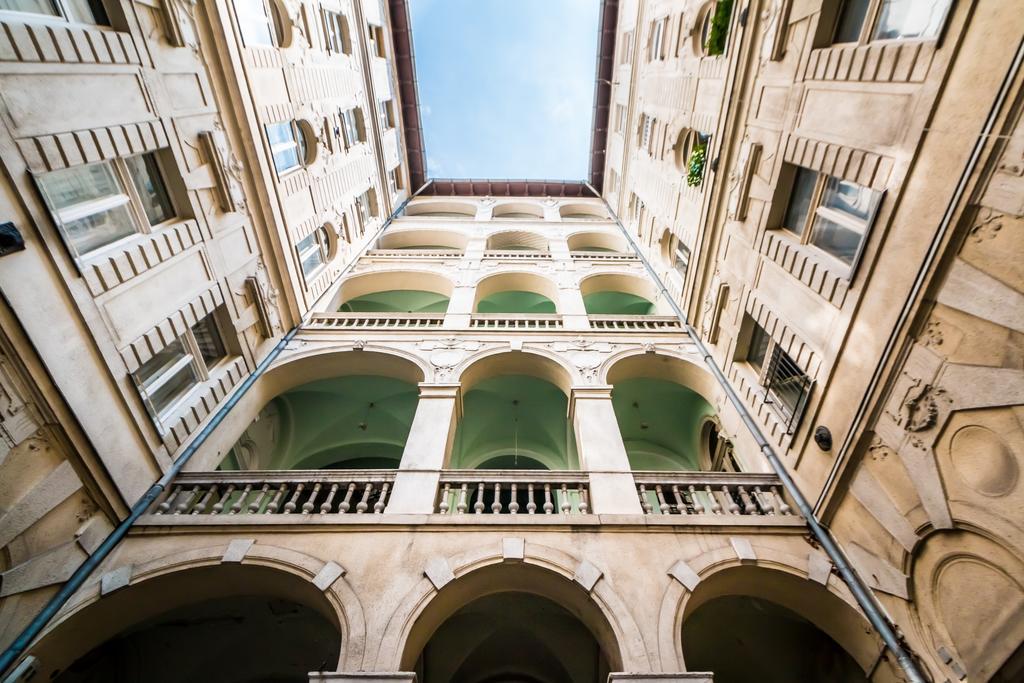 Bpr Joker Apartment — Photos 1